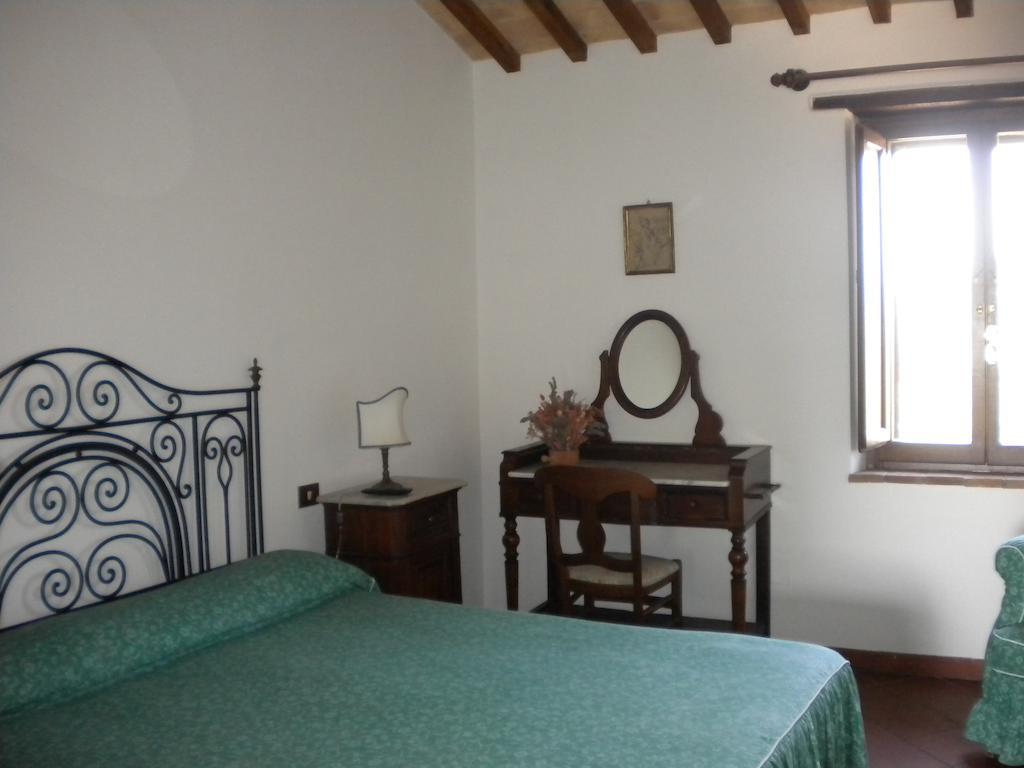 Podere Monte Petreto San Savino  Room photo
